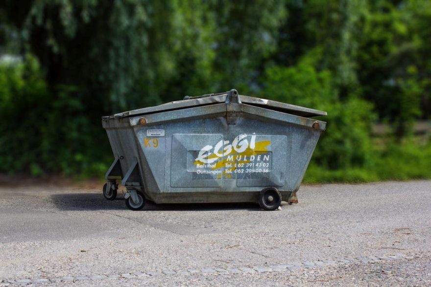 U5-Abfallcontainer
